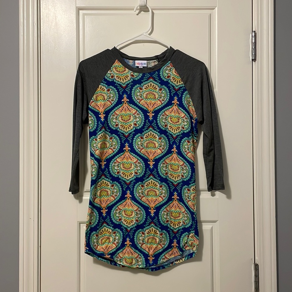 Lularoe baseball tee in XS
